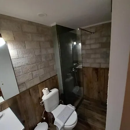 Bis Apartment *